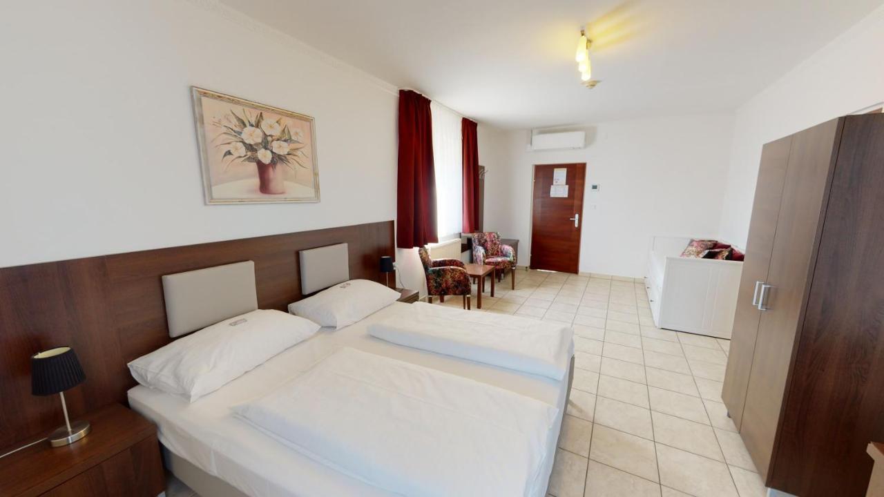Hotel San Marco Lannach Esterno foto