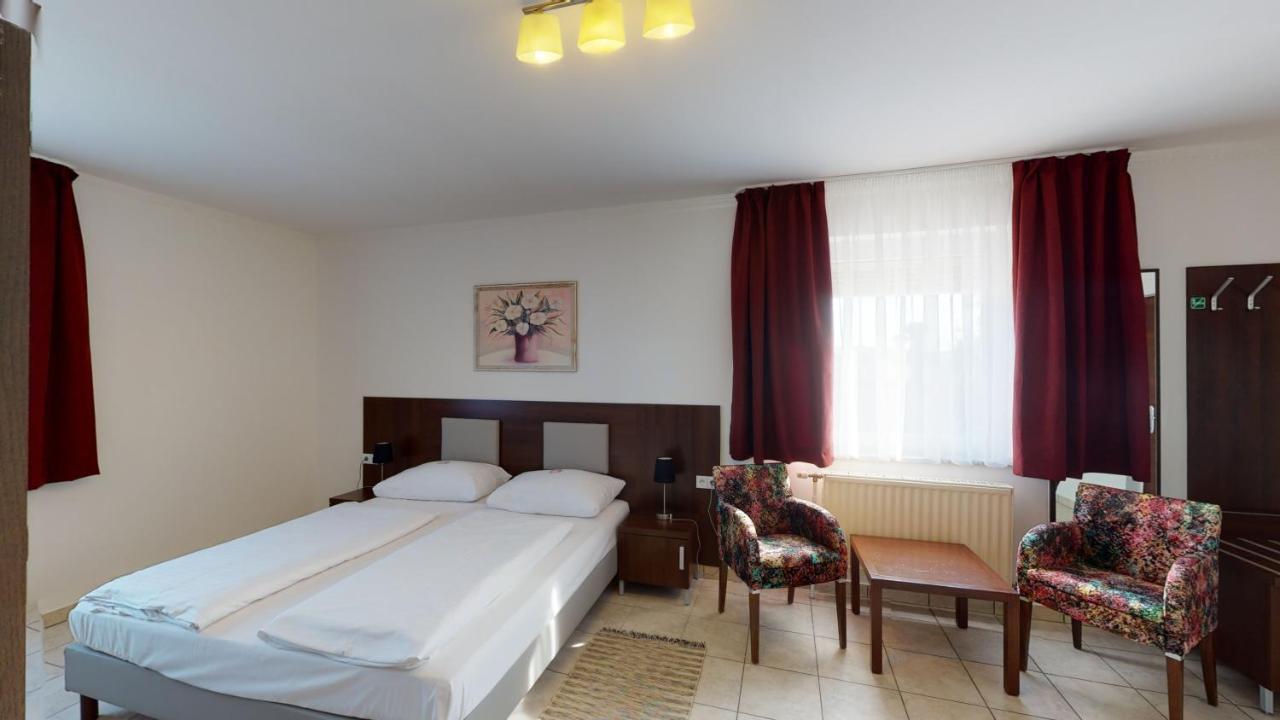 Hotel San Marco Lannach Esterno foto