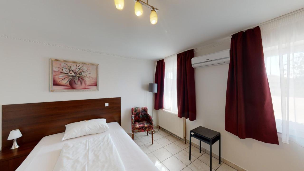 Hotel San Marco Lannach Esterno foto