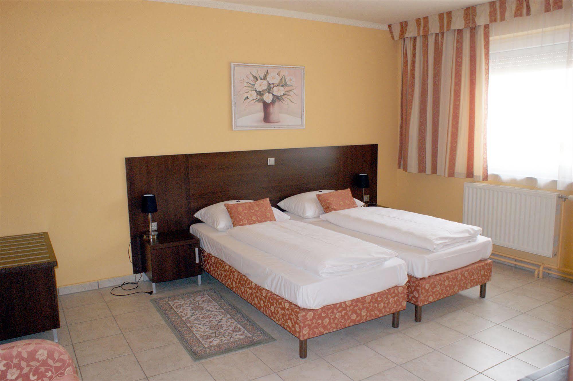 Hotel San Marco Lannach Esterno foto